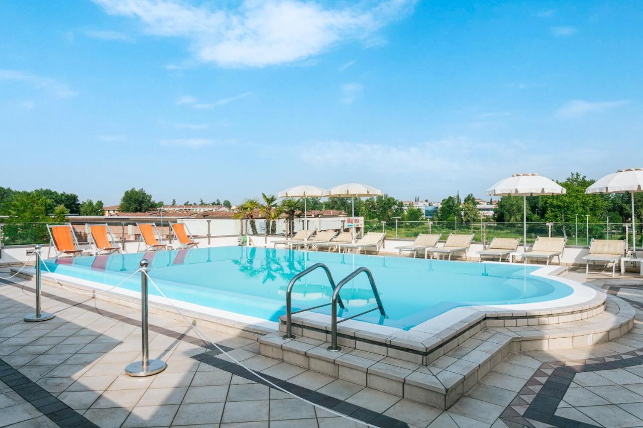 Hotel Arena Sirmione Esterno foto