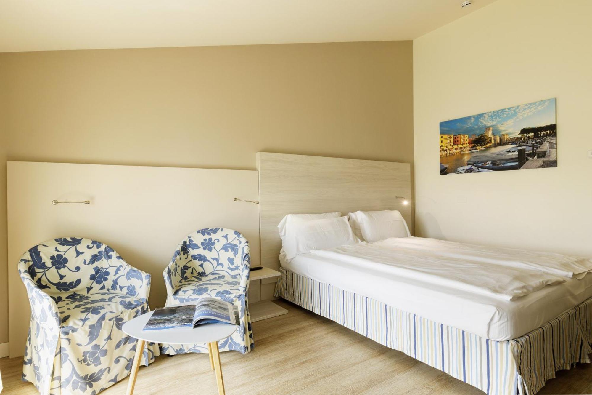 Hotel Arena Sirmione Esterno foto