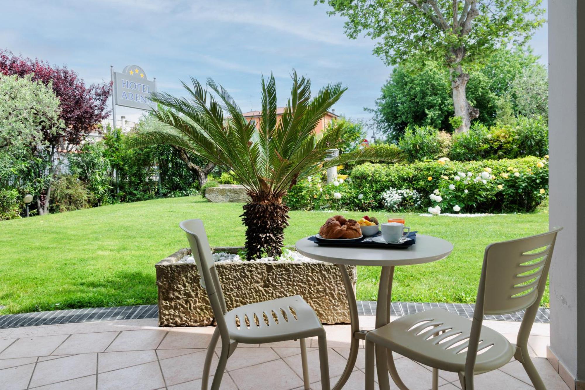 Hotel Arena Sirmione Esterno foto