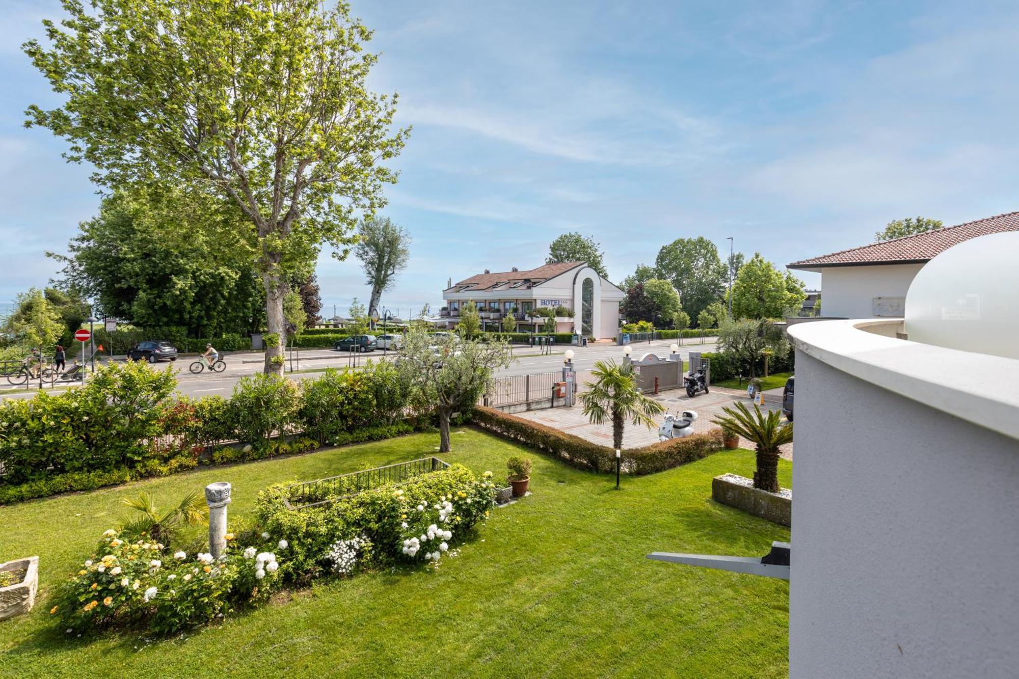 Hotel Arena Sirmione Esterno foto