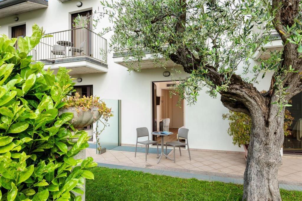 Hotel Arena Sirmione Esterno foto