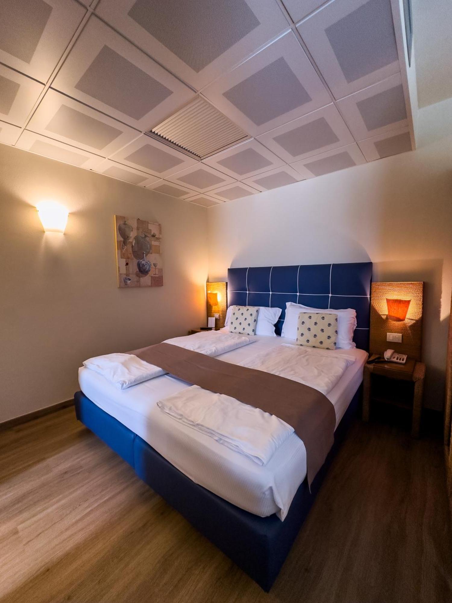 Hotel Arena Sirmione Esterno foto